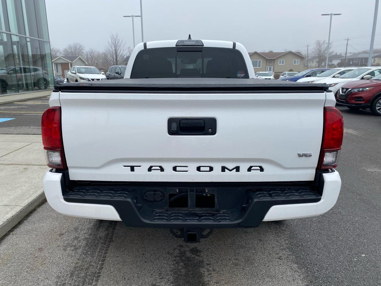 2019 Toyota Tacoma DBL CAB TRD SPORT Photo4