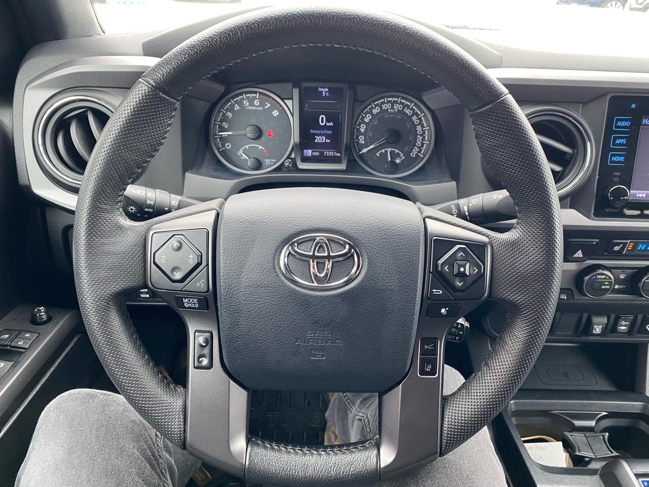 2019 Toyota Tacoma DBL CAB TRD SPORT Photo9