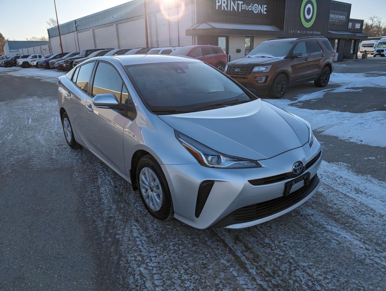 2021 Toyota Prius  - Photo #2