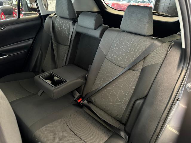 2021 Toyota RAV4 LE AWD+ApplePlay+Adaptive Cruise+CLEAN CARFAX Photo24
