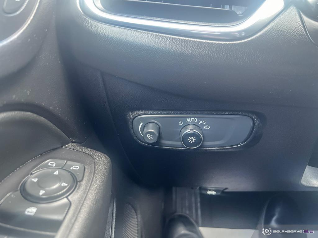 2019 Chevrolet Equinox LT / AWD / HTD SEATS / REVERSE CAM - Photo #13