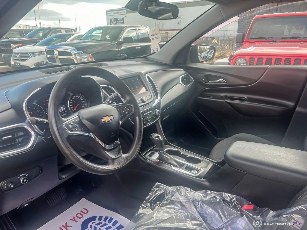 2019 Chevrolet Equinox LT / AWD / HTD SEATS / REVERSE CAM - Photo #8