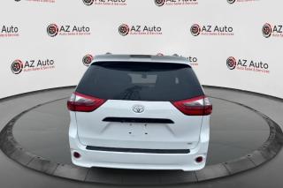 2020 Toyota Sienna Luxury - Photo #3