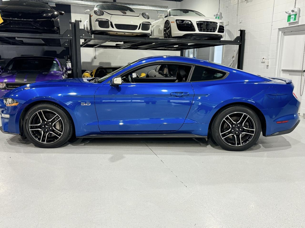 2018 Ford Mustang GT - Photo #3