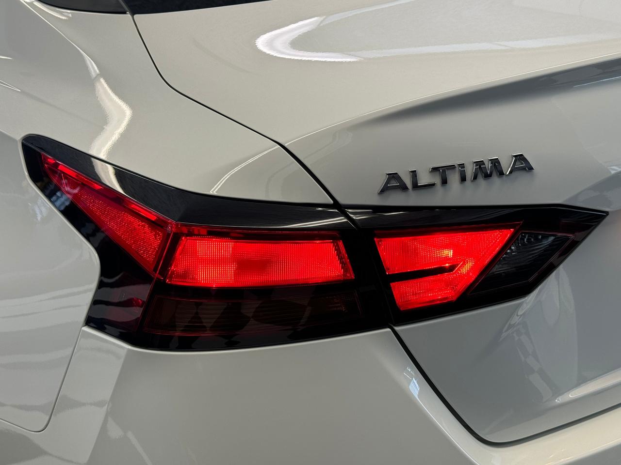 2022 Nissan Altima SE AWD 2.5L+Lane Departure+RemoteStart+CLEANCARFAX - Photo #59
