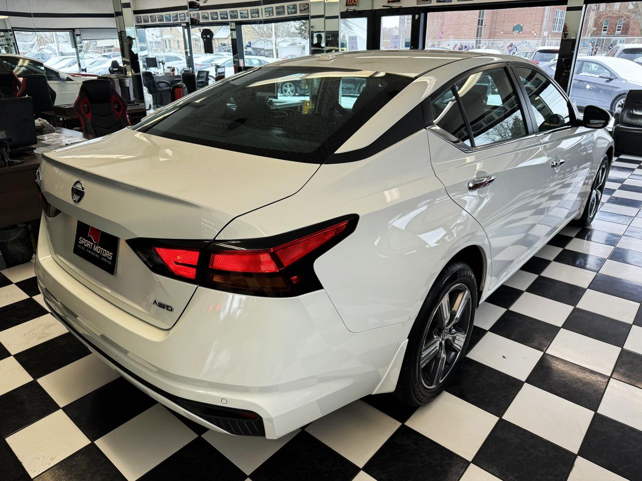 2022 Nissan Altima SE AWD 2.5L+Lane Departure+RemoteStart+CLEANCARFAX Photo66