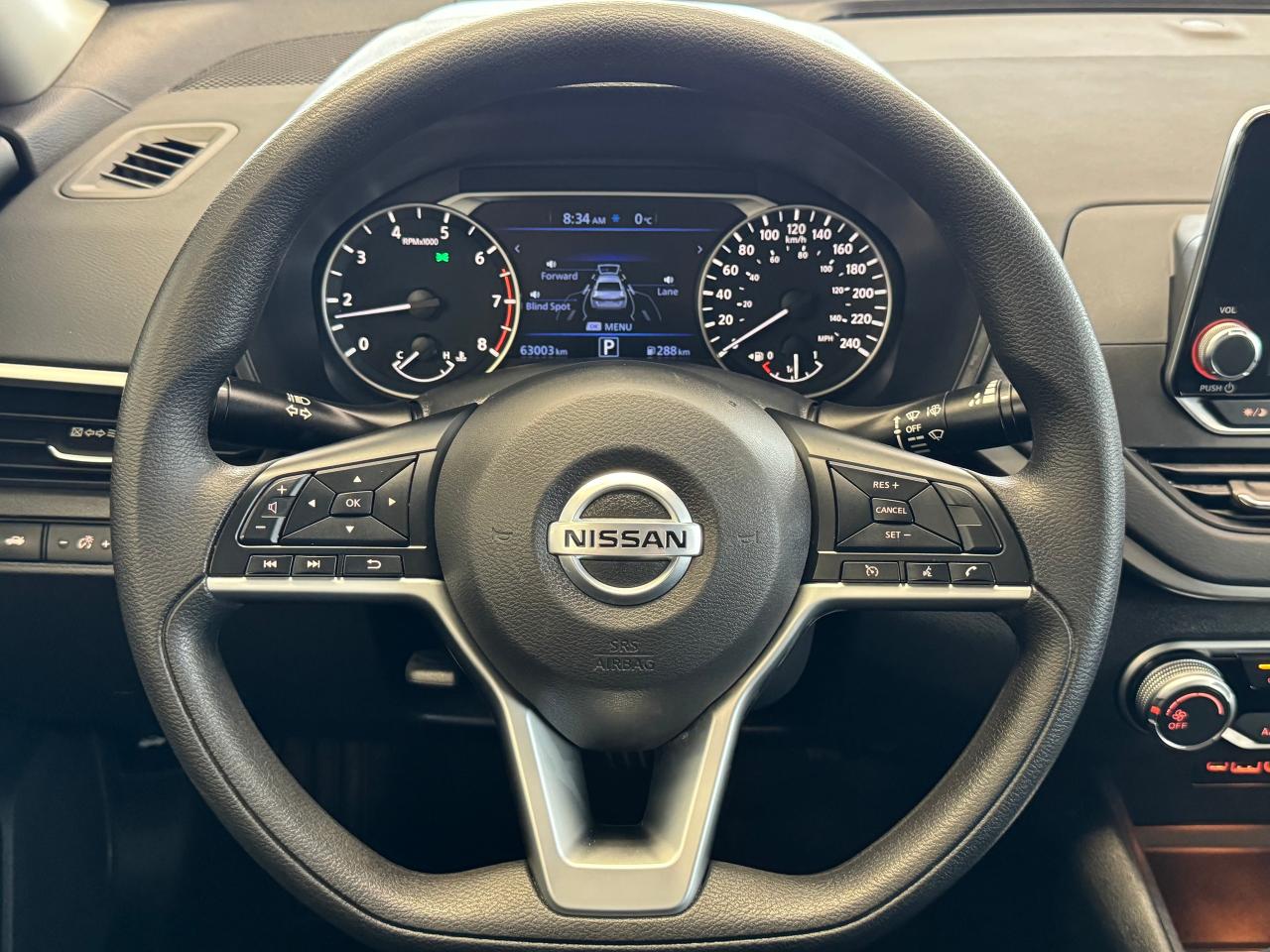 2022 Nissan Altima SE AWD 2.5L+Lane Departure+RemoteStart+CLEANCARFAX Photo9