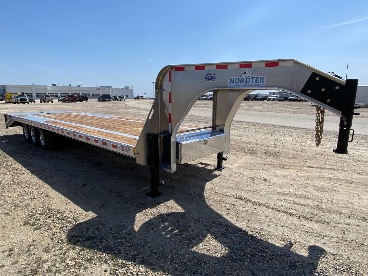 2024 Nordtek Gooseneck 102" X 30' Triple Axle Deckover Photo1