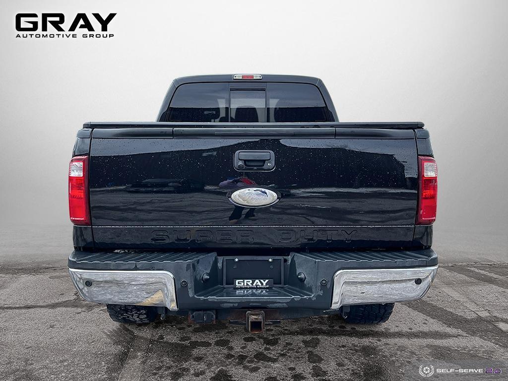 2012 Ford F-250 4WD Crew Cab 172" Lariat - Photo #4