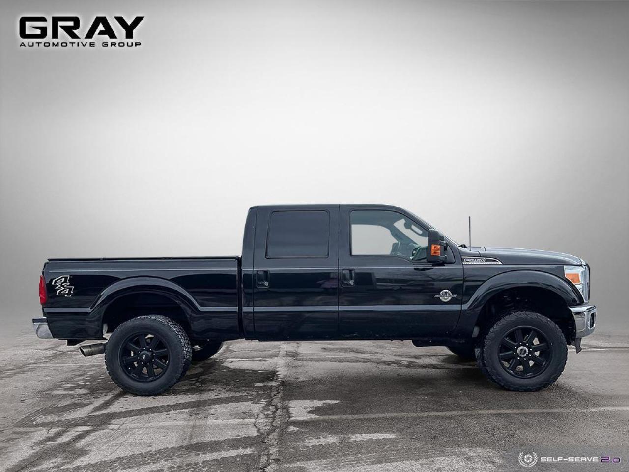 2012 Ford F-250 4WD Crew Cab 172" Lariat - Photo #6