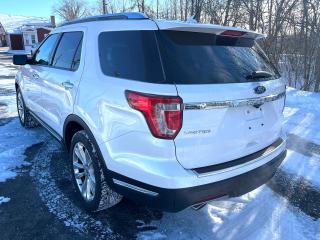 2018 Ford Explorer Limited 4WD Low KMS - Photo #9