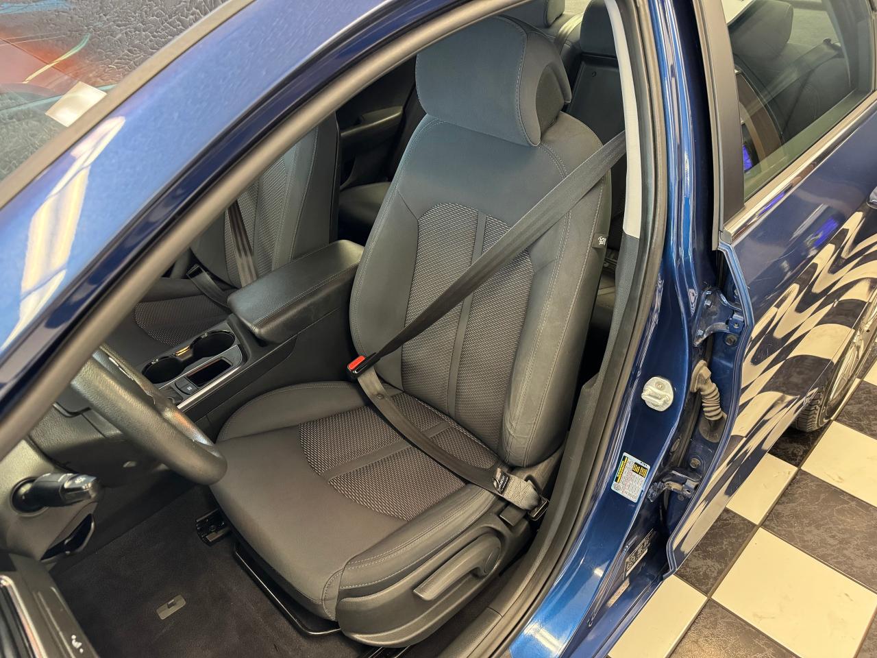 2016 Hyundai Sonata GL+Camera+Heated Seats+Cruise+A/C Photo77