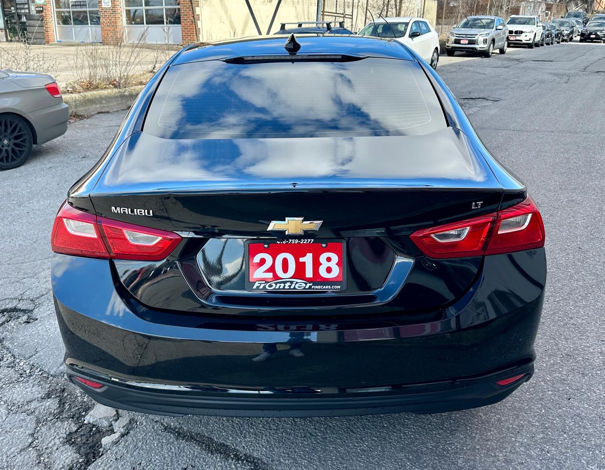 2018 Chevrolet Malibu LT ALL CREDIT ACCEPTED Photo4