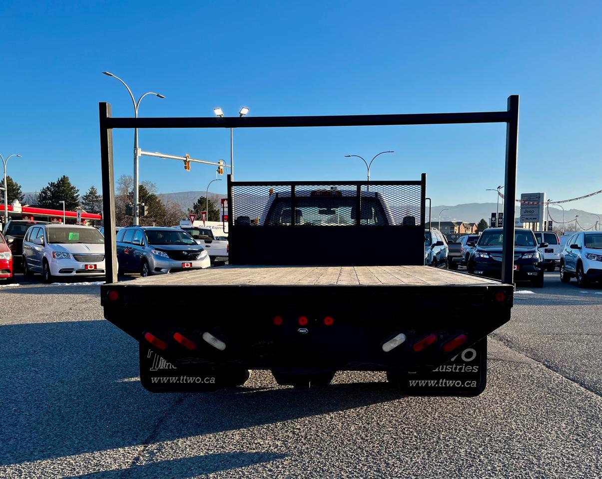 2015 GMC Sierra 3500 Reg Cab, HD, 2WD, Dually, 12 ft Flat Deck - Photo #6