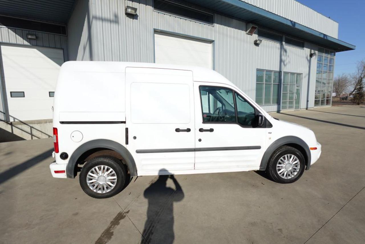 2012 Ford Transit Connect 114.6" XLT w/rear door glass Photo3