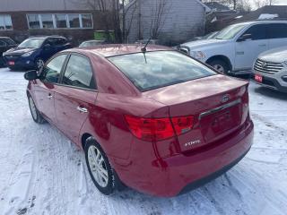 2012 Kia Forte EX w/Sunroof - Photo #5