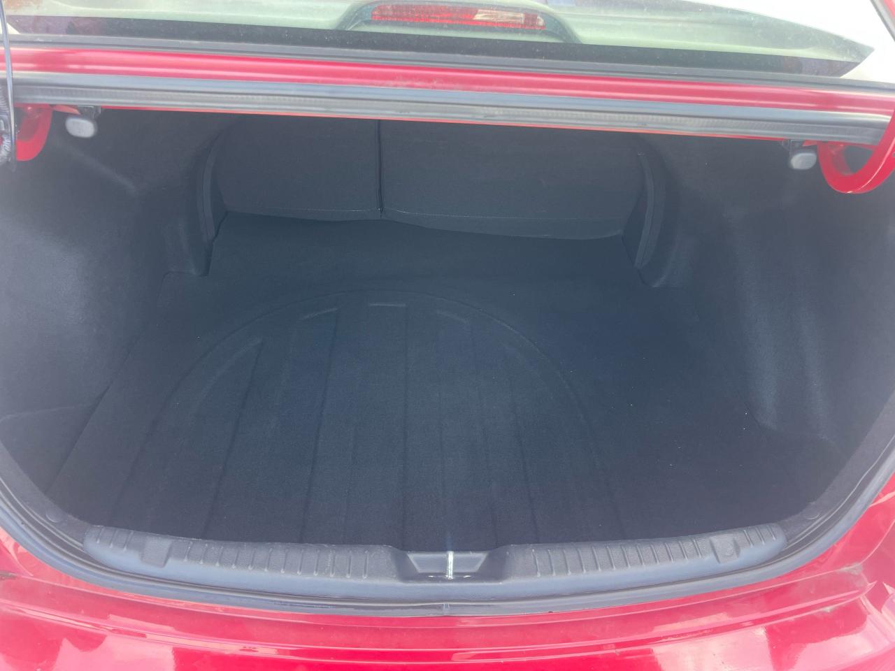 2012 Kia Forte EX w/Sunroof - Photo #12