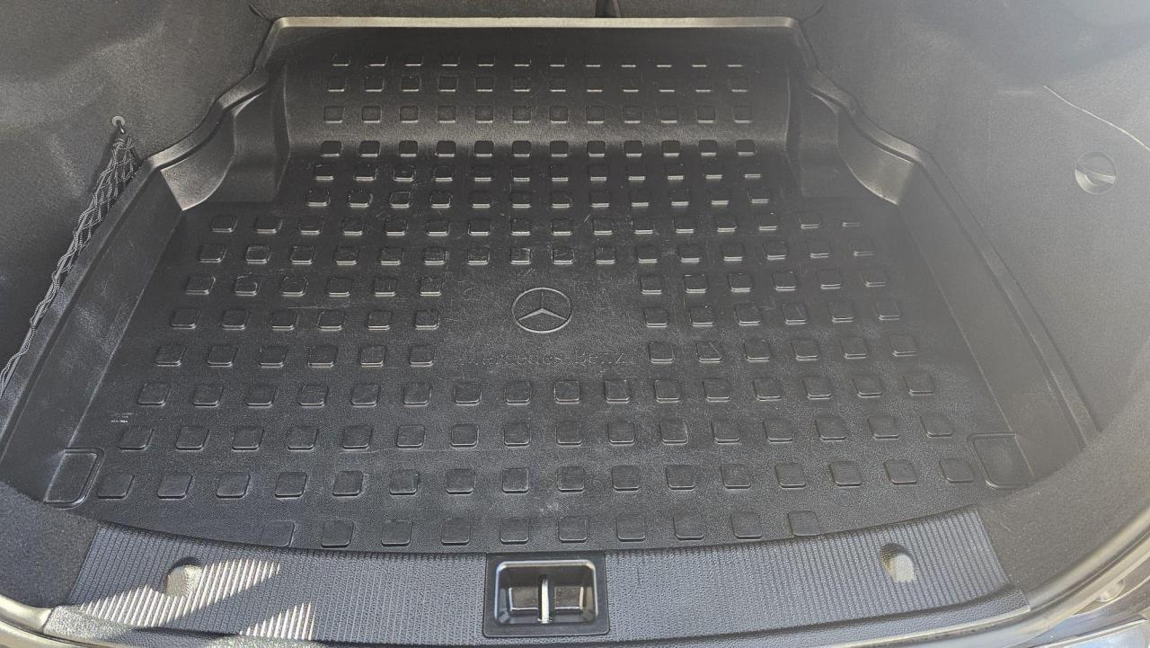 2013 Mercedes-Benz C-Class C350 4MATIC-Sunroof-Navi-Low KM-Back up Cam - Photo #6