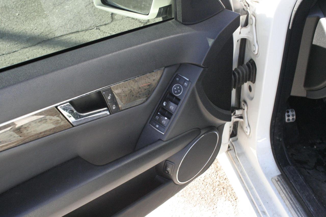 2011 Mercedes-Benz C-Class 4dr Sdn C 250 4MATIC - Photo #17