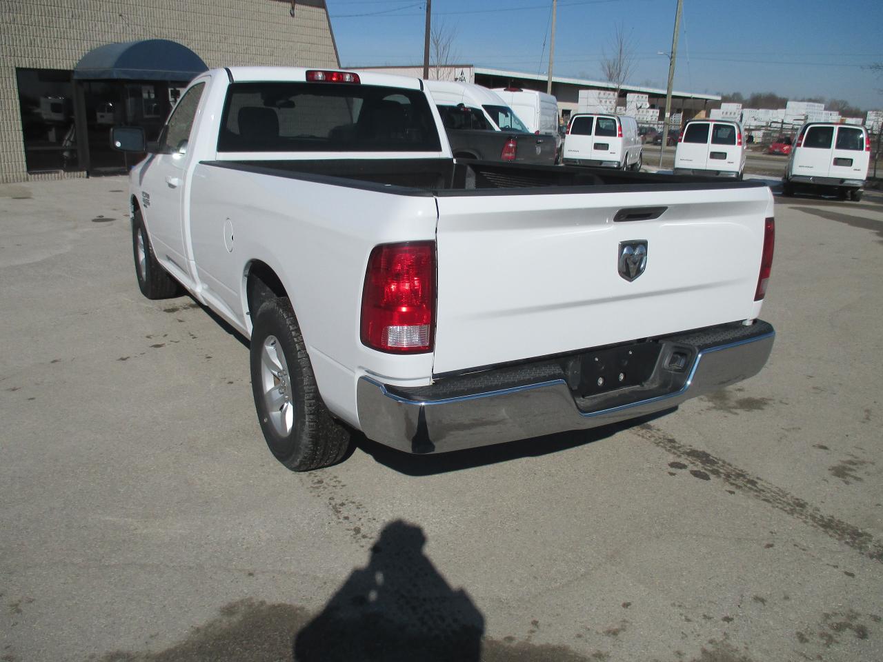 2019 RAM 1500 Classic SLT 4x2 Reg Cab 8' Box - Photo #6