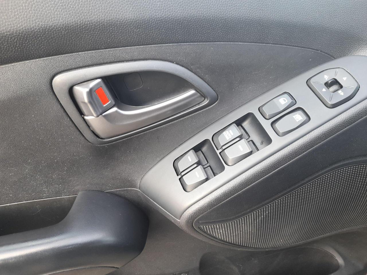 2015 Hyundai Tucson GL-AWD-BK UP CAMERA-BLUETOOTH-AUX-USB-ALLOYS Photo4