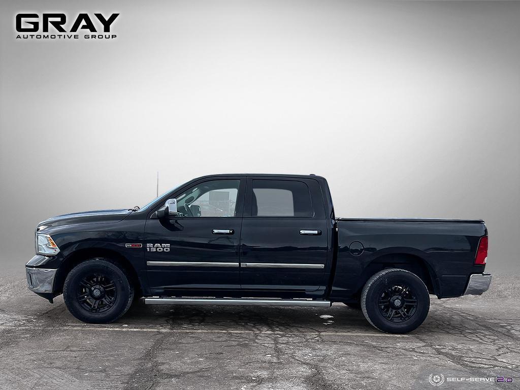 2015 RAM 1500 4WD CREW CAB 140.5" BIG HORN - Photo #2