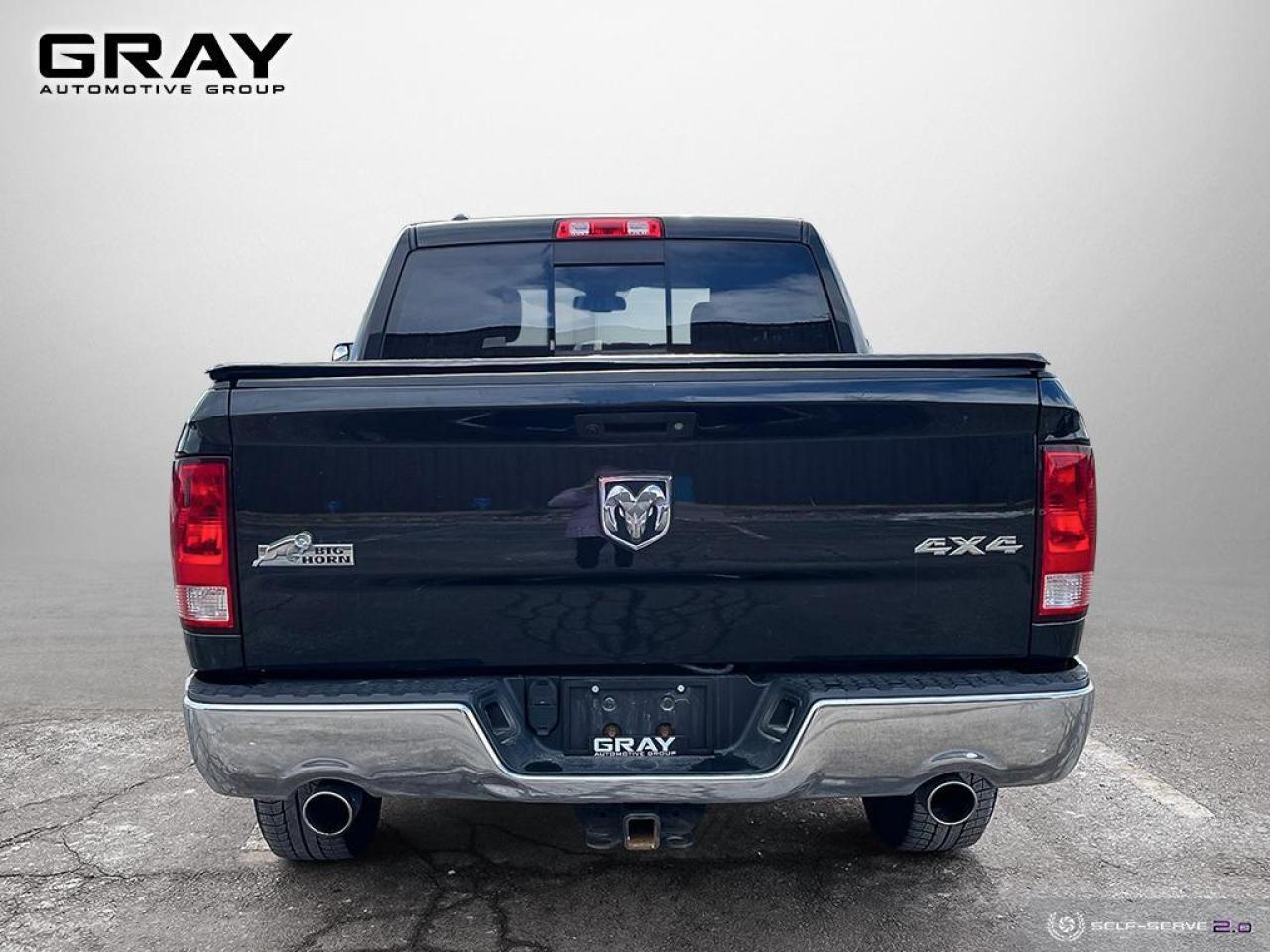 2015 RAM 1500 4WD CREW CAB 140.5" BIG HORN Photo3
