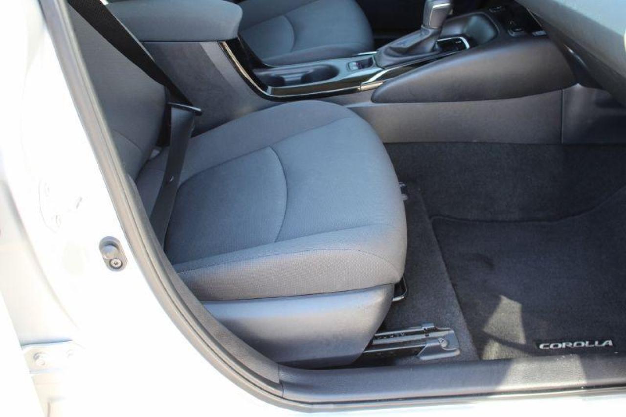 2020 Toyota Corolla LE*Heated Seats*Sun Roof*CarPlay*Rear Cam*1.8L-4cy - Photo #15