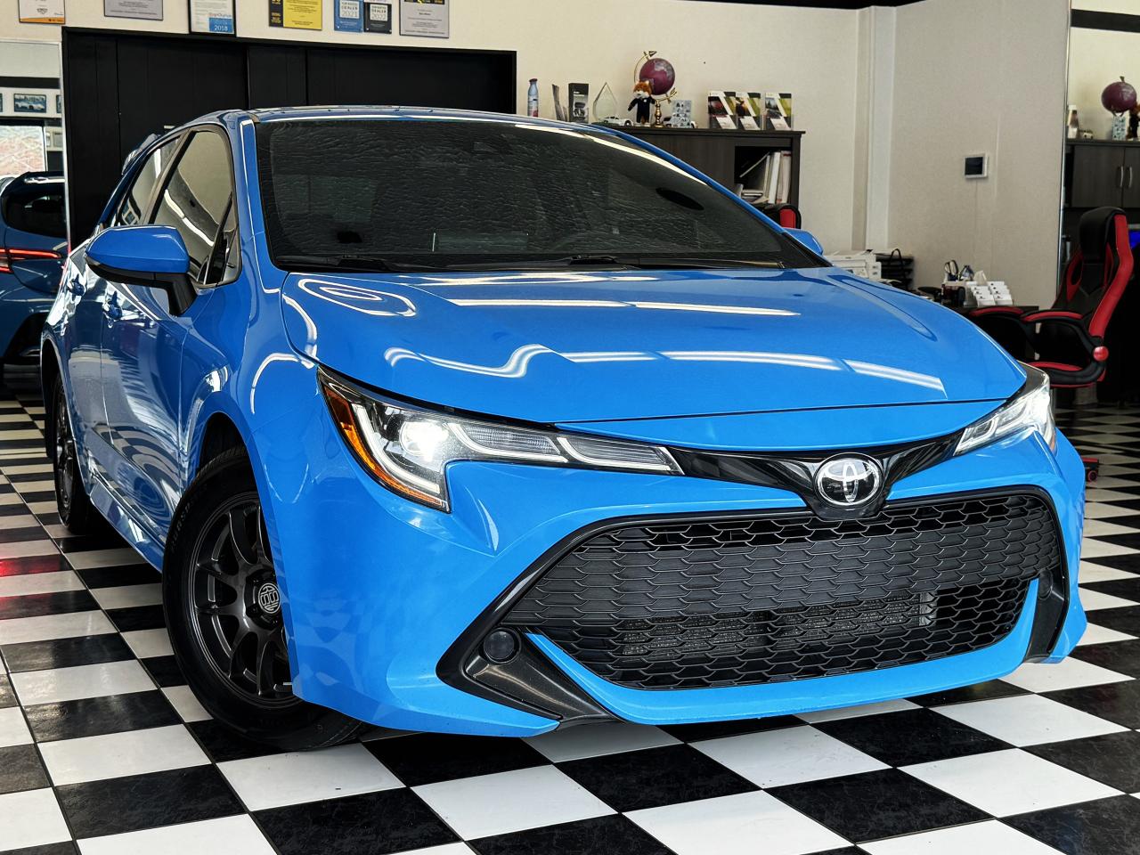2019 Toyota Corolla SE Hatchback+New Tires+Heated Seats+CLEAN CARFAX - Photo #17
