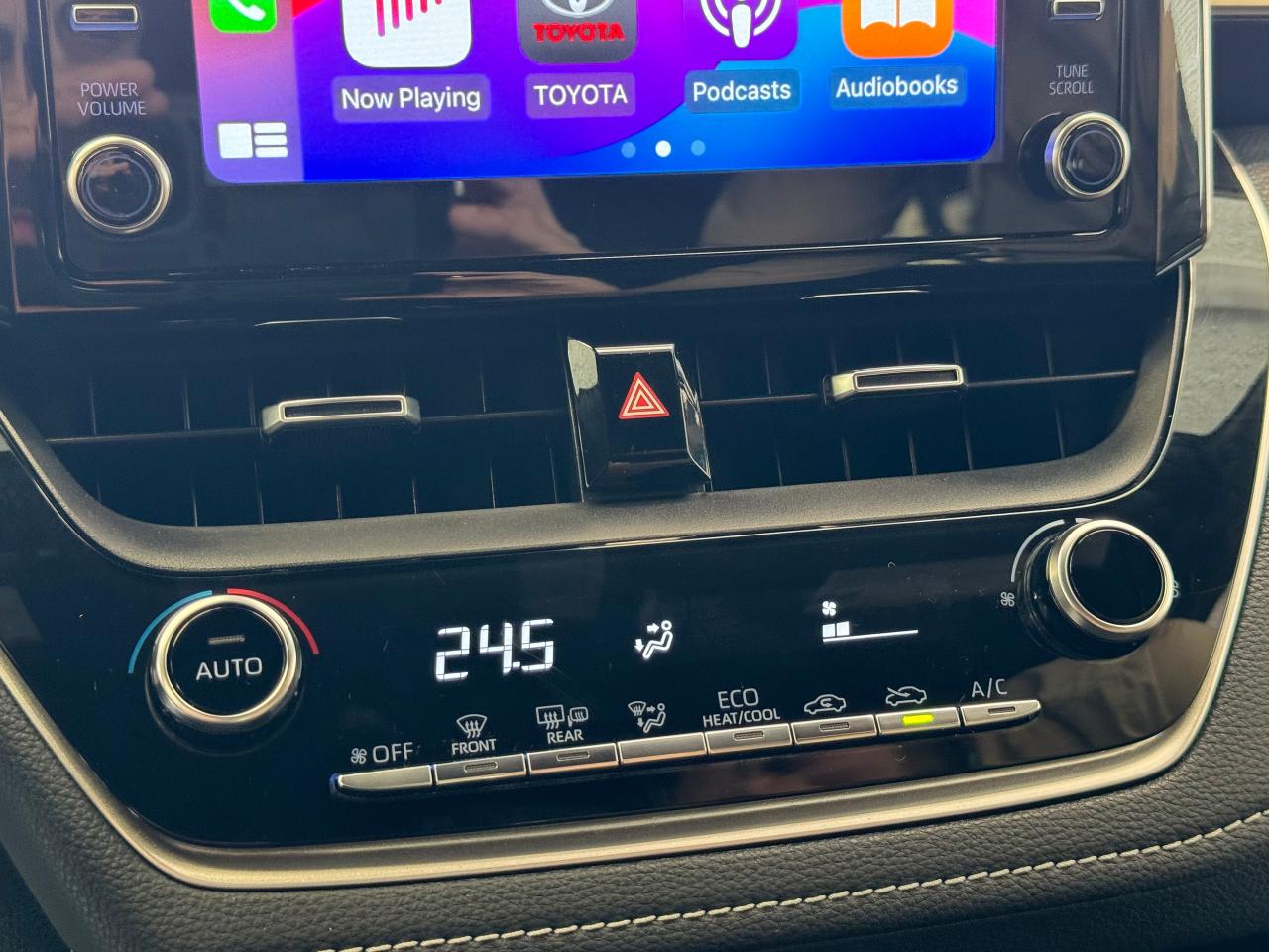 2019 Toyota Corolla SE Hatchback+New Tires+Heated Seats+CLEAN CARFAX - Photo #37