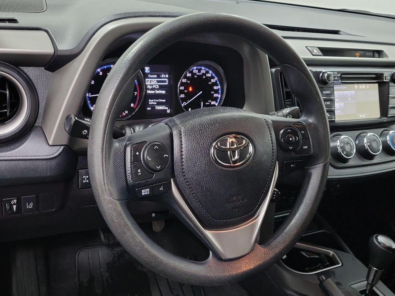 2018 Toyota RAV4 LE ALL WHEEL DRIVE - Photo #5