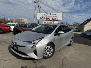 Used 2017 Toyota Prius TECH PKG / Leather / Sunroof / HYBRID / Push Start / Navi for sale in Mississauga, ON
