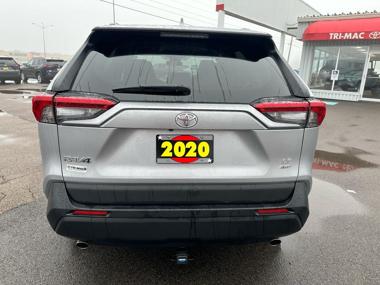 2020 Toyota RAV4 LE AWD Photo