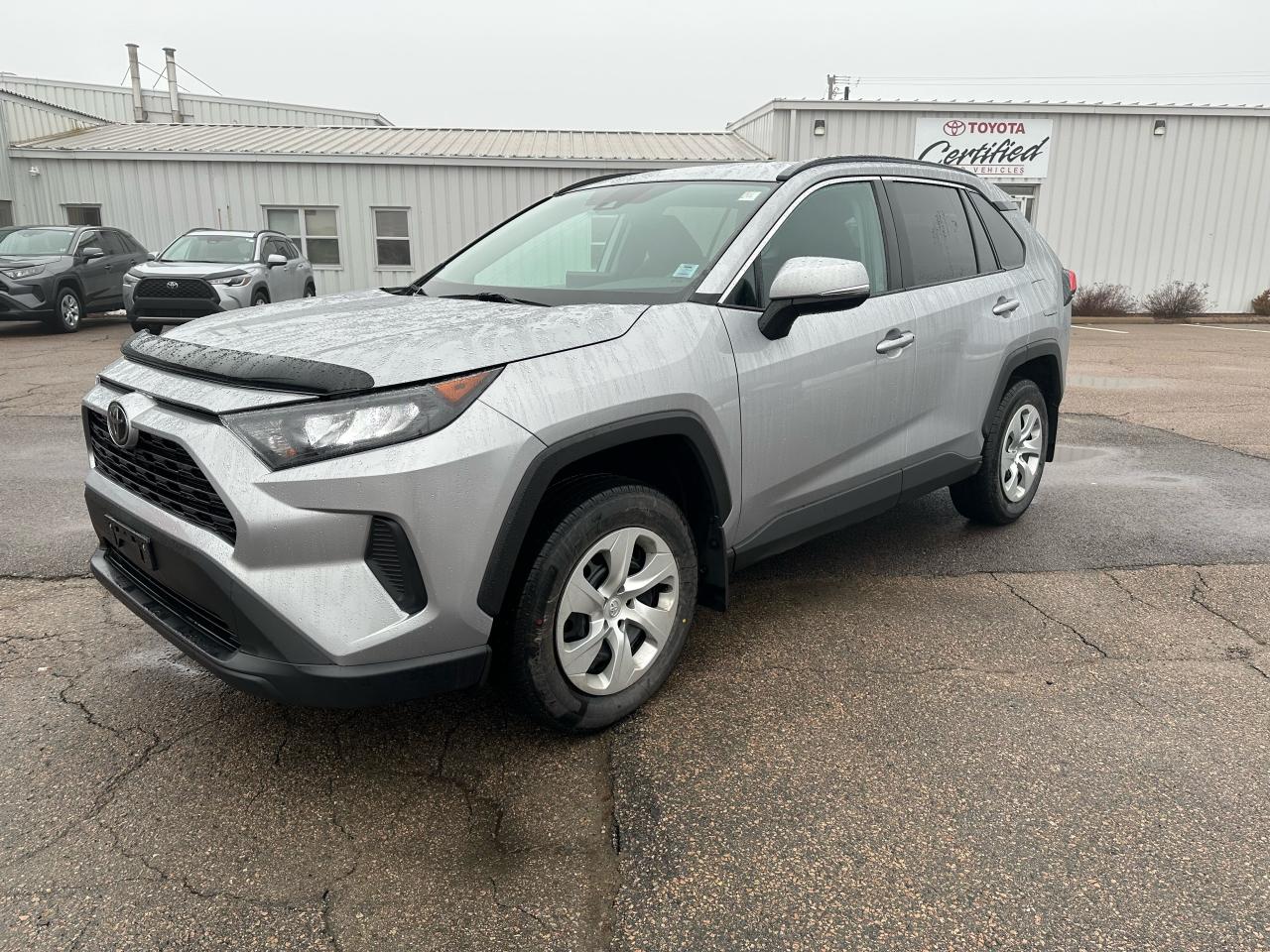 2020 Toyota RAV4 LE AWD Photo