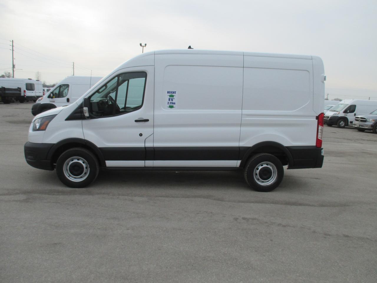 2021 Ford Transit 250 T-250 130" Med Rf 9070 GVWR RWD