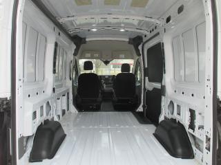 2021 Ford Transit 250 T-250 130" Med Rf 9070 GVWR RWD - Photo #7