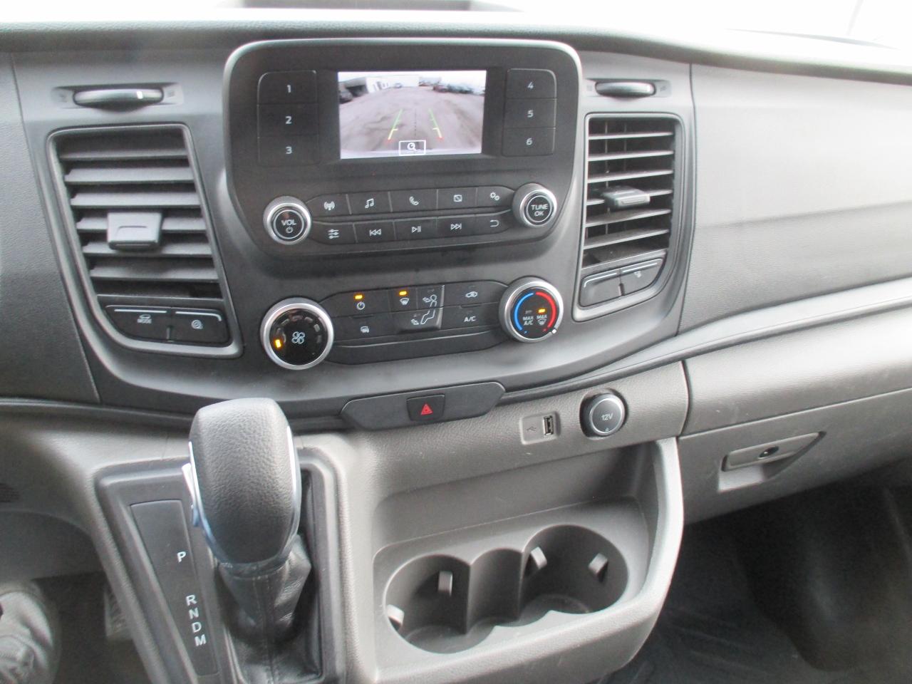 2021 Ford Transit 250 T-250 130" Med Rf 9070 GVWR RWD - Photo #13