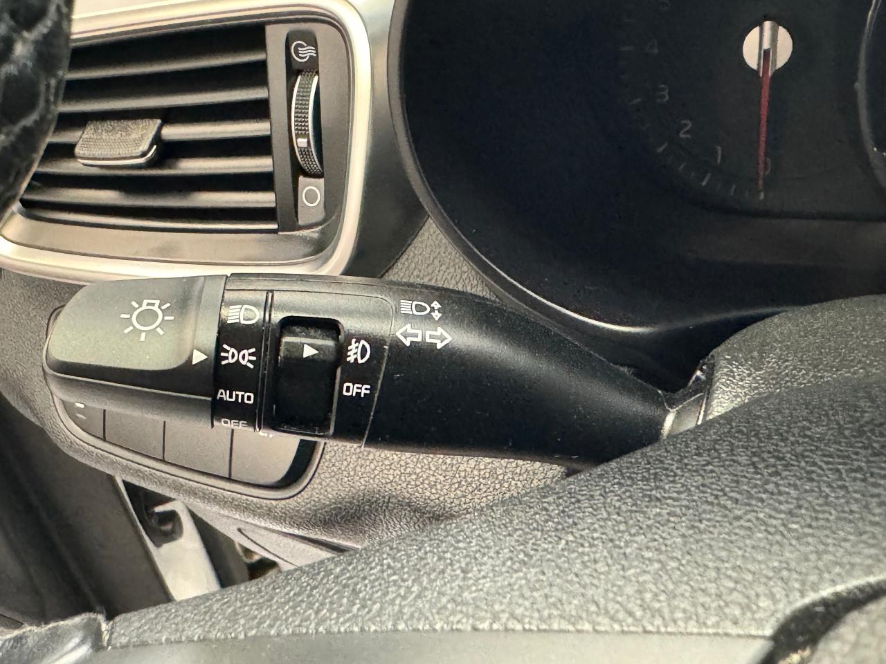 2017 Kia Sorento EX V6 7 Passenger AWD+Remote Start+CLEAN CARFAX - Photo #55
