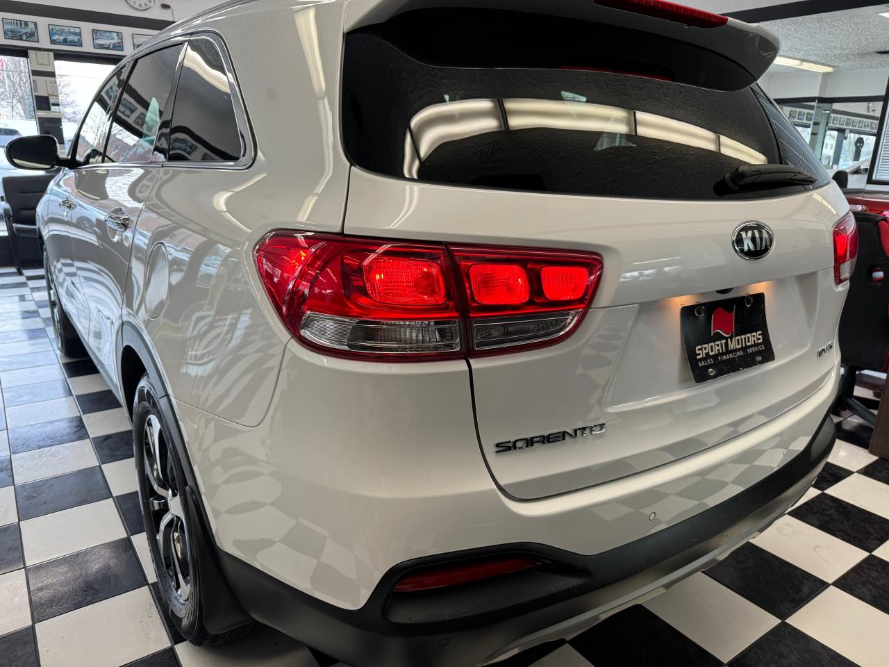 2017 Kia Sorento EX V6 7 Passenger AWD+Remote Start+CLEAN CARFAX - Photo #43