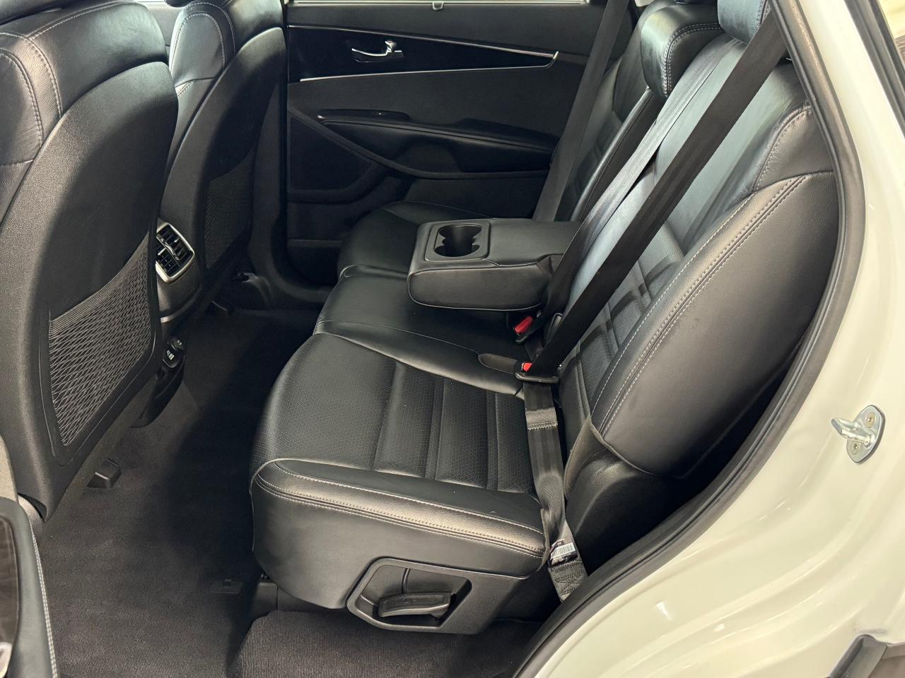 2017 Kia Sorento EX V6 7 Passenger AWD+Remote Start+CLEAN CARFAX - Photo #25