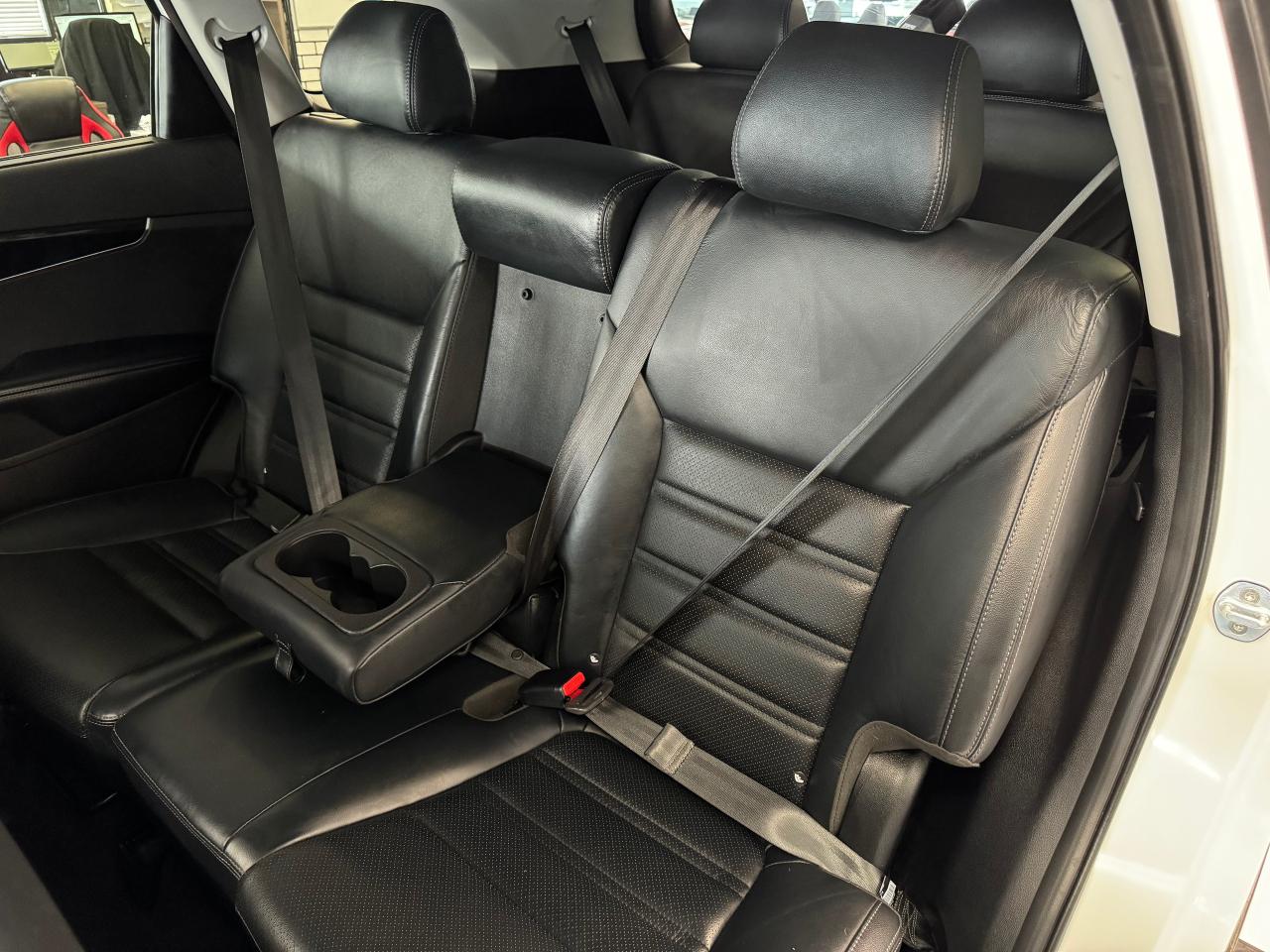2017 Kia Sorento EX V6 7 Passenger AWD+Remote Start+CLEAN CARFAX - Photo #26