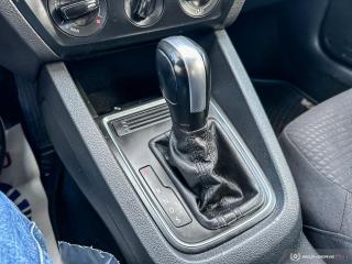 2016 Volkswagen Jetta TREDLINE / AUTO / REVERSE CAM / NO ACCIDENTS - Photo #18