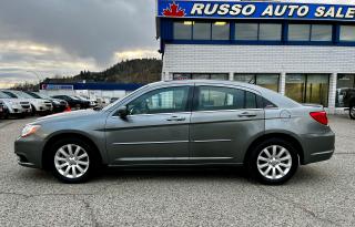 2012 Chrysler 200 4dr Sdn Touring LOW KM - Photo #8