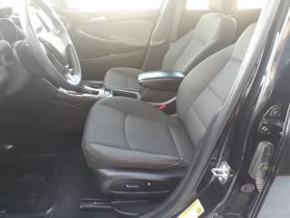 2017 Chevrolet Cruze LT, Sunroof, Remote, Htd Seats, bspot det, BU Cam, - Photo #18