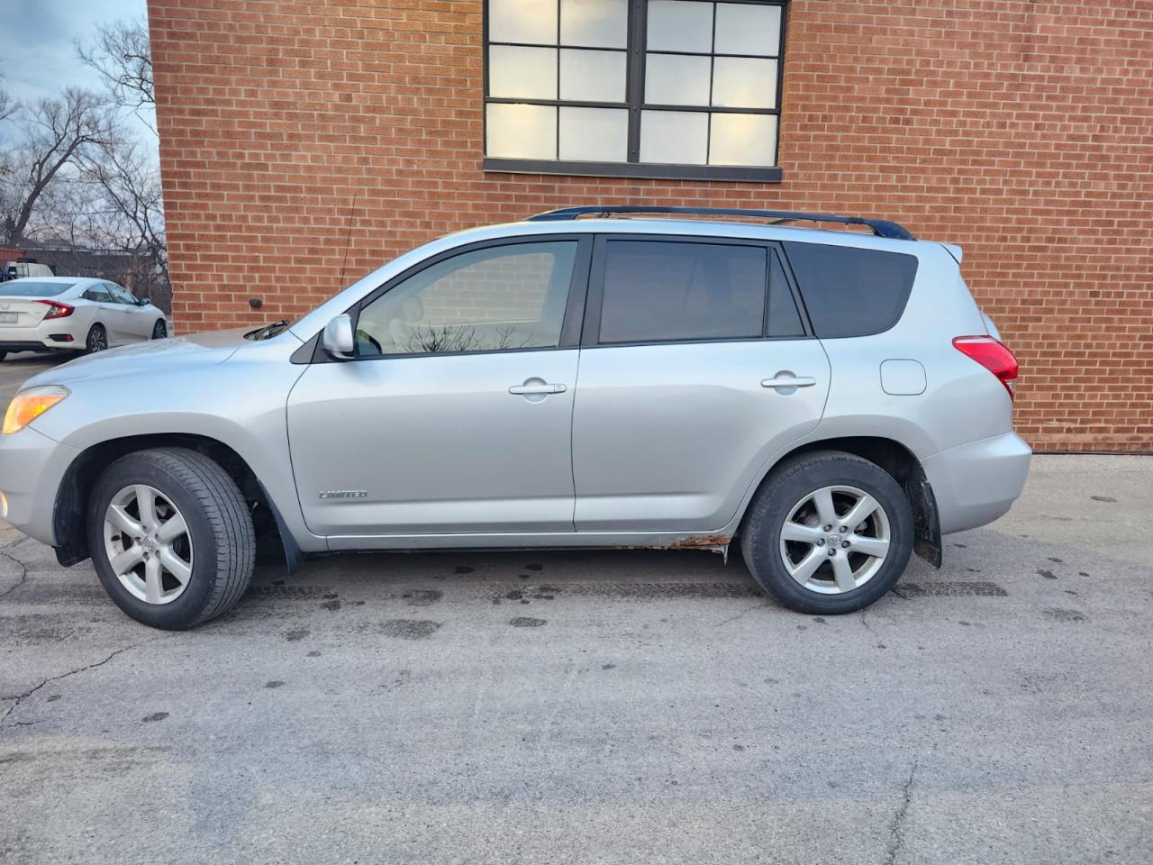 2007 Toyota RAV4 4WD 4dr I4 Limited Photo