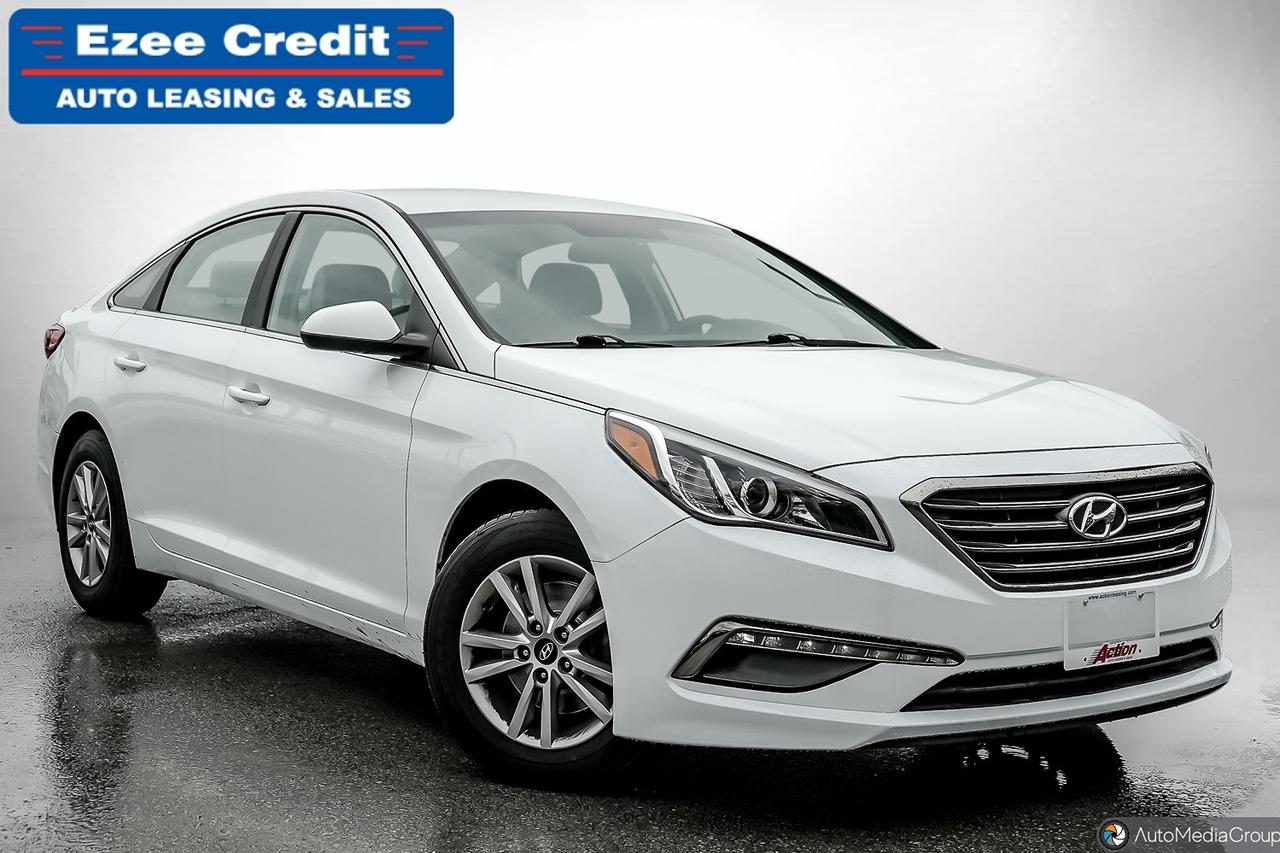 2015 Hyundai Sonata GL Photo0