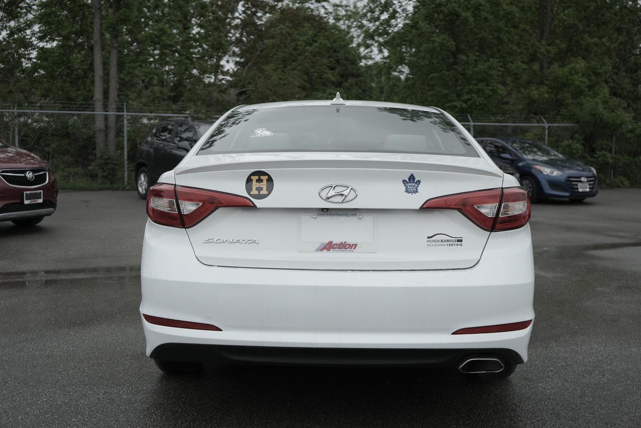 2015 Hyundai Sonata GL Photo