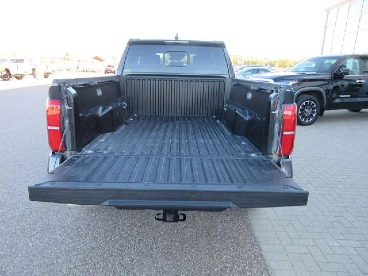 2024 Toyota Tacoma BASE TRD Sport+ Photo4