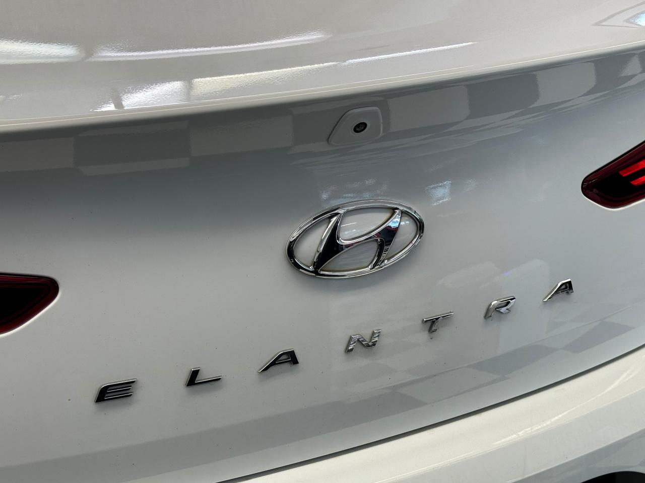 2020 Hyundai Elantra Preferred+Remote Start+LED Lights+BSM+CLEAN CARFAX - Photo #57