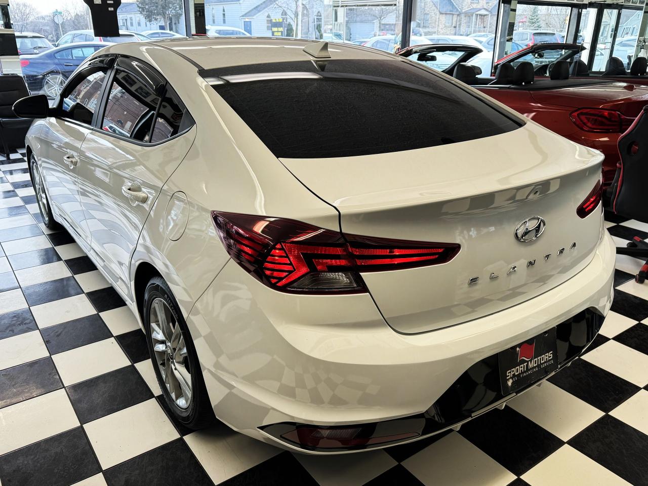 2020 Hyundai Elantra Preferred+Remote Start+LED Lights+BSM+CLEAN CARFAX - Photo #2